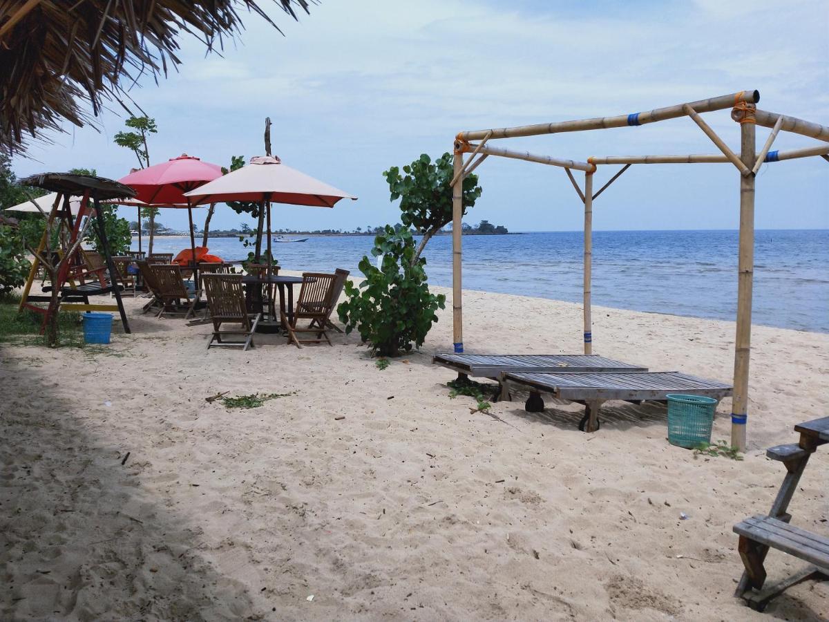 Omah Laut Bondo Jepara - By The Beach, Direct View Of The Sea, Great Base For Water Sports Margokerto Exterior foto